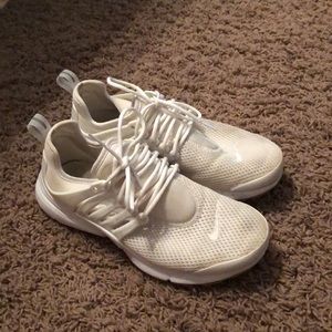 nike women’s air presto